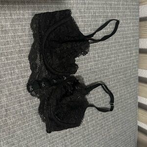 Victoria's Secret Elegant Black Lace Bra